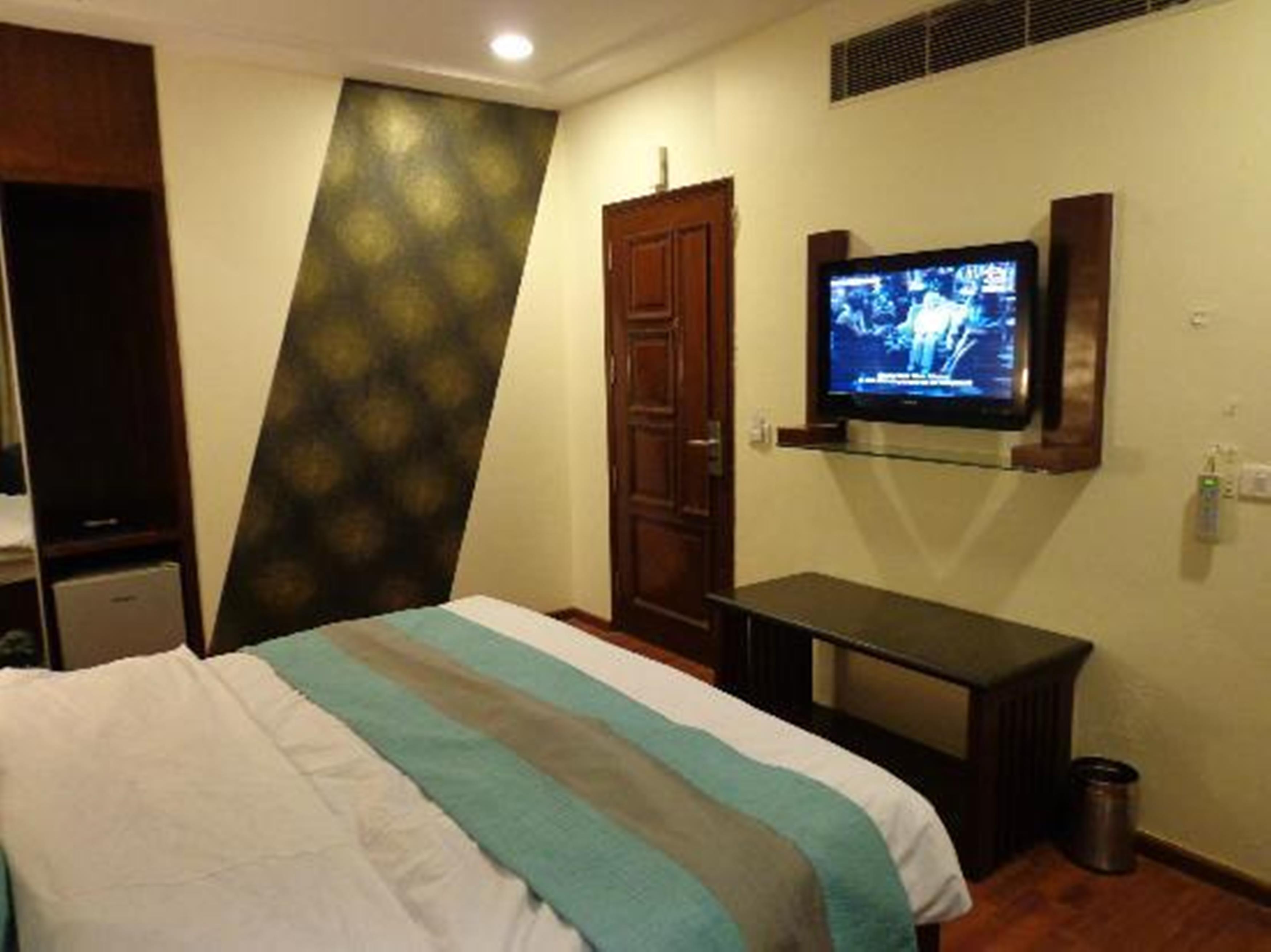 Hotel Aura - New Delhi Railway Station Exterior foto