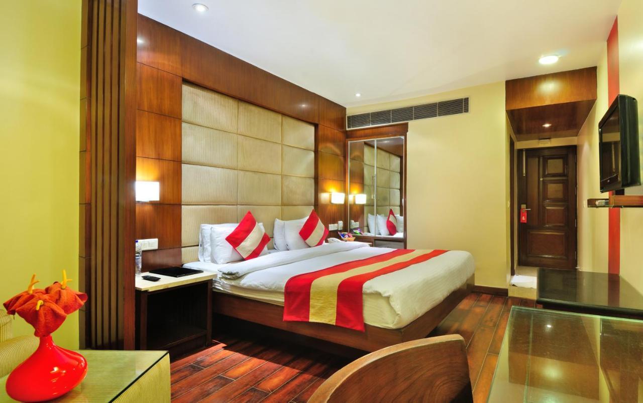 Hotel Aura - New Delhi Railway Station Exterior foto